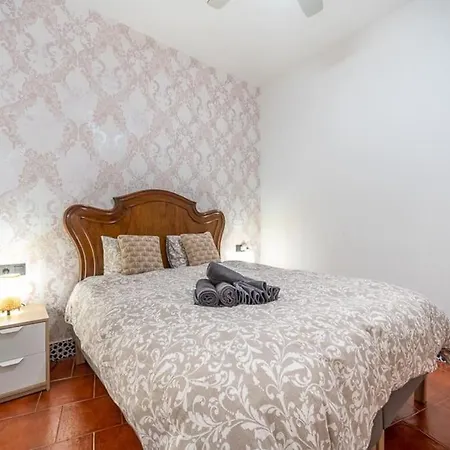 Beautiful Flat Near Plaza Merced Apartment