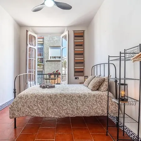 Beautiful Flat Near Plaza Merced Apartment Malaga