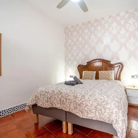 Beautiful Flat Near Plaza Merced *